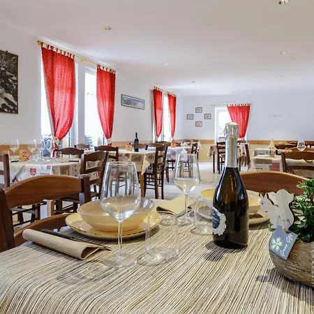 Ristorante Le Alpi 호텔