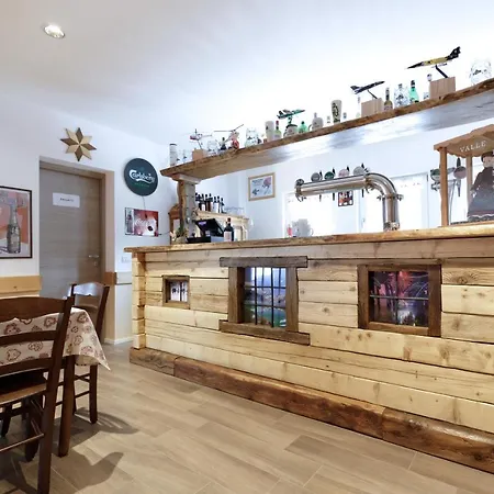호텔 Ristorante Le Alpi La Frua